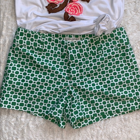 Banana Republic Pants - Banana Republic Ryan fit green & white pattern